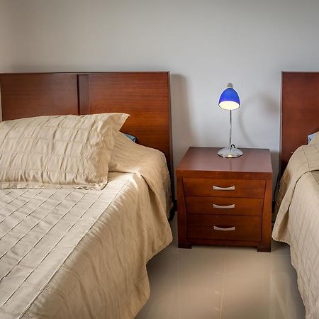 Apartamento - Condominio Zazue ซันตามาร์ตา ภายนอก รูปภาพ